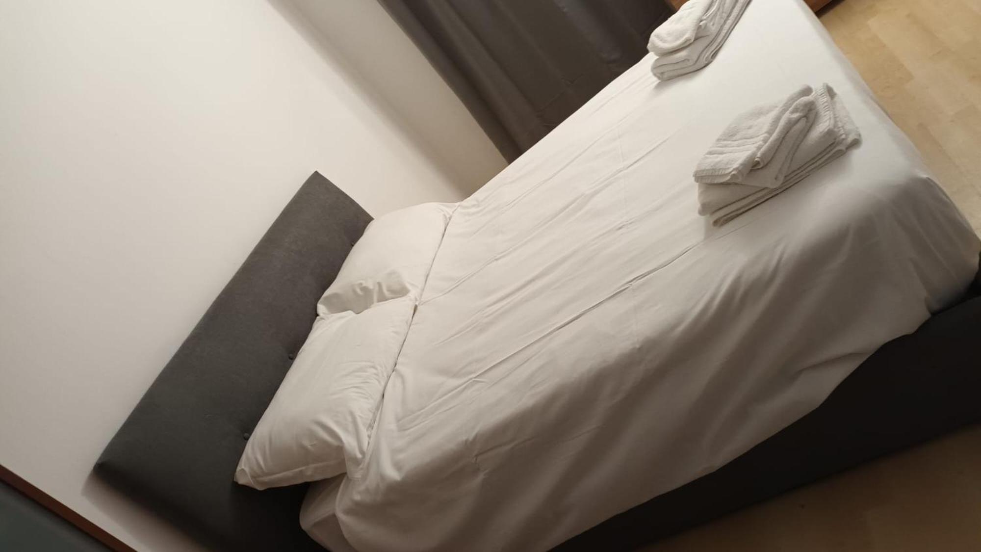 Casa N 1 Con Parcheggio Privato E Colonnina Ricarica Apartment Livorno Bagian luar foto