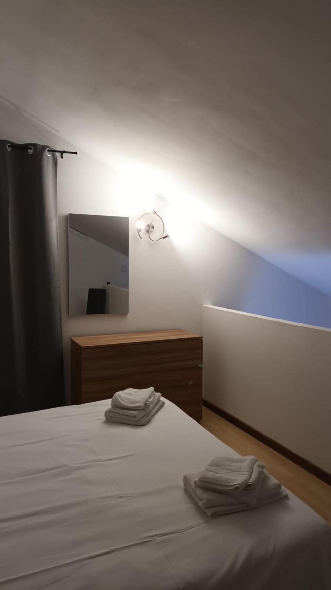 Casa N 1 Con Parcheggio Privato E Colonnina Ricarica Apartment Livorno Bagian luar foto