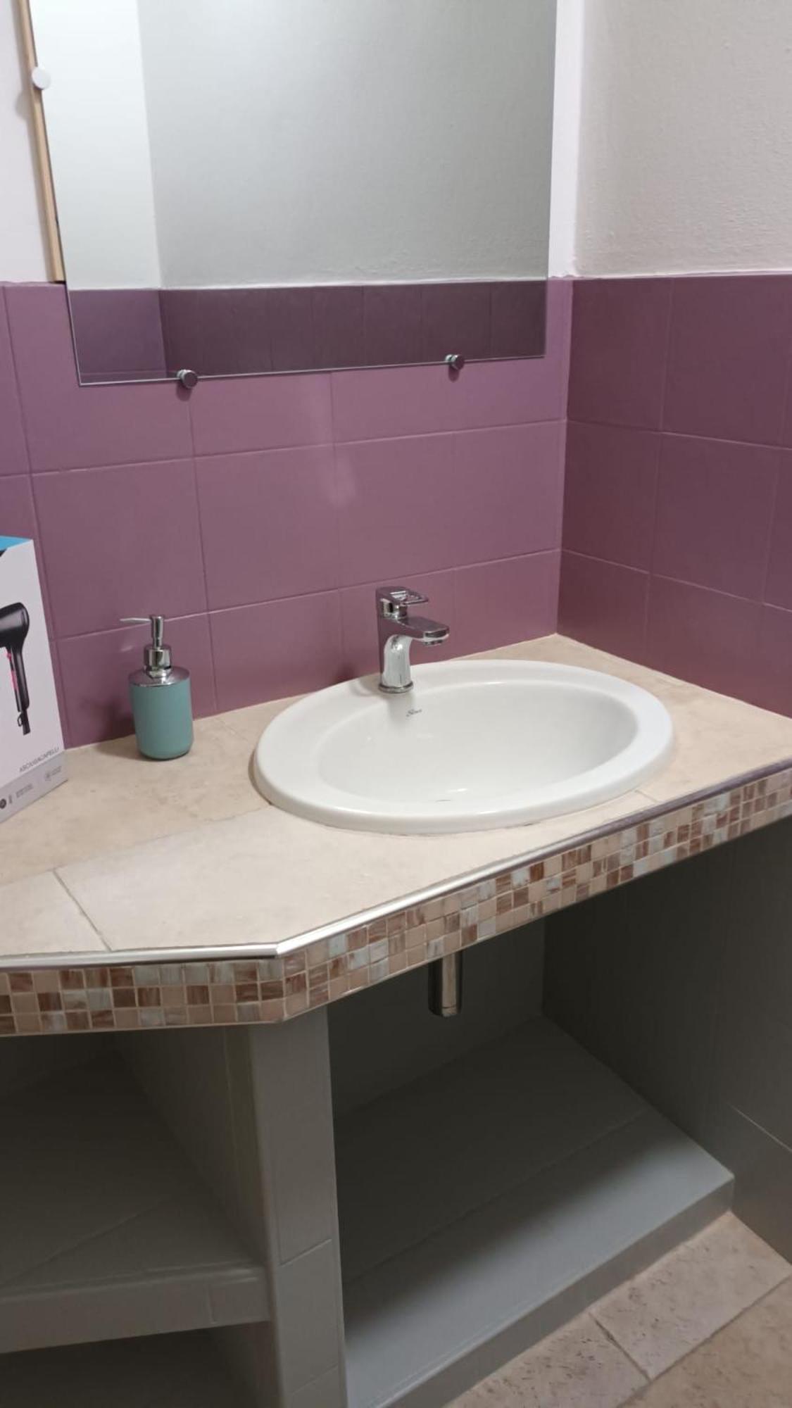 Casa N 1 Con Parcheggio Privato E Colonnina Ricarica Apartment Livorno Bagian luar foto